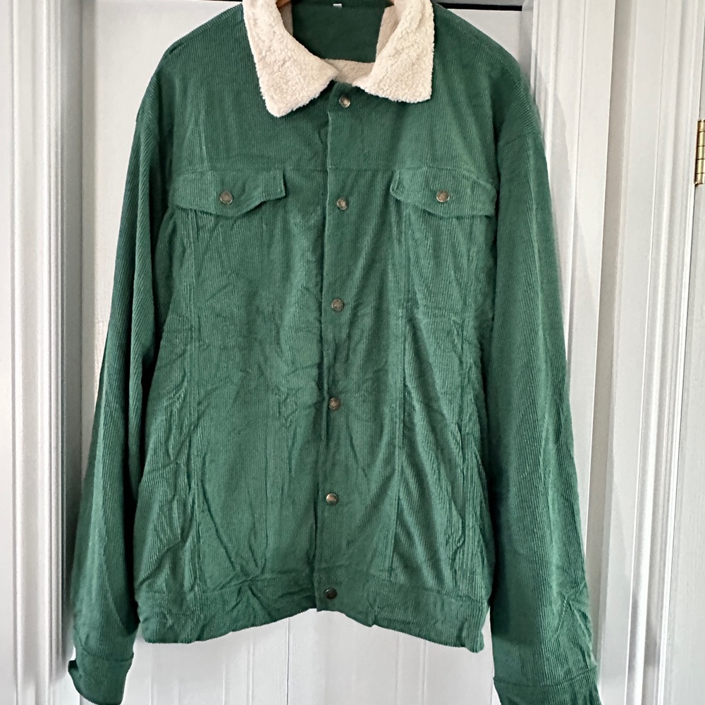 BNWOT Green Corduroy Jacket with Cream Faux Fur Collar and Full Lining